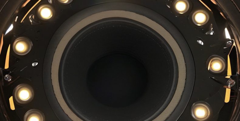 Обслуговування акустичних систем у Львові :: Відновлення підсилювачів і динаміків