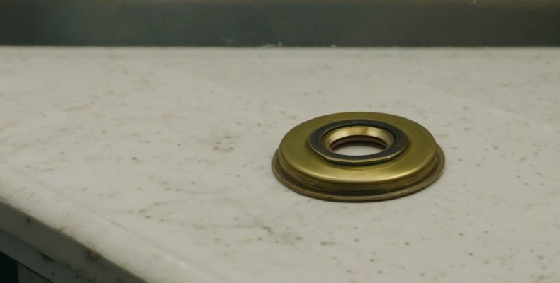 Заміна та монтаж змішувача: як встановити змішувач самому